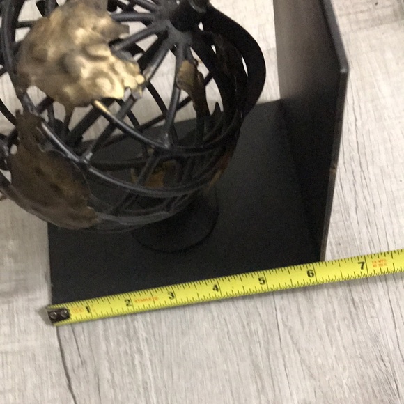 Book holder/separator Set of 2 - Picture 10 of 11